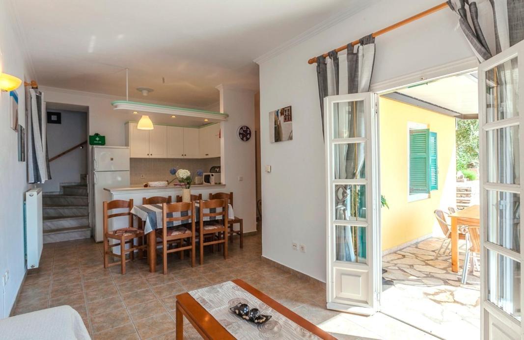 Sinialo Villa *
